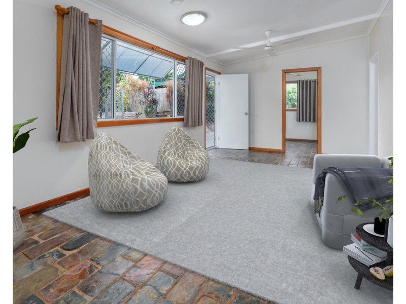 19 Kangaroo Street, Bentley Park QLD 4869