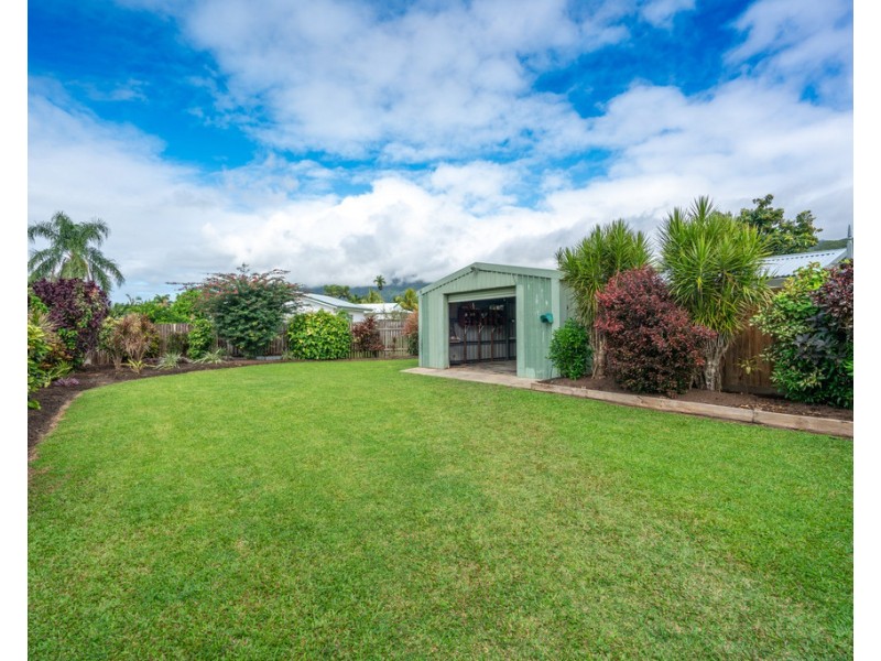 19 Kangaroo Street, Bentley Park QLD 4869