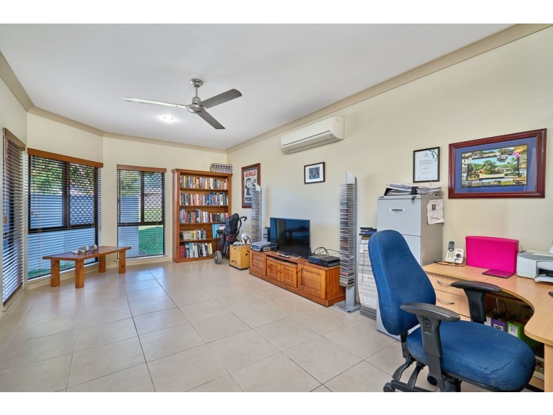 30 Cliffdale Street, Bentley Park QLD 4869