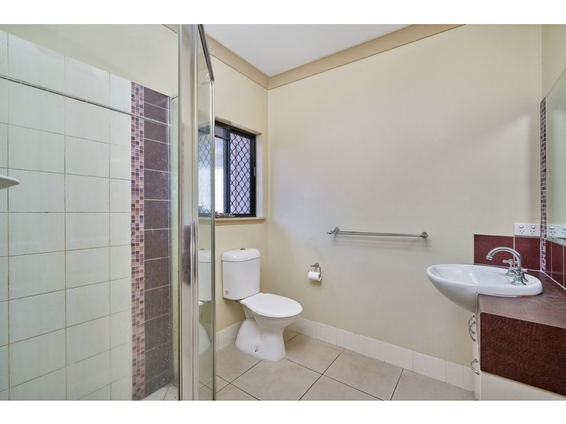 30 Cliffdale Street, Bentley Park QLD 4869