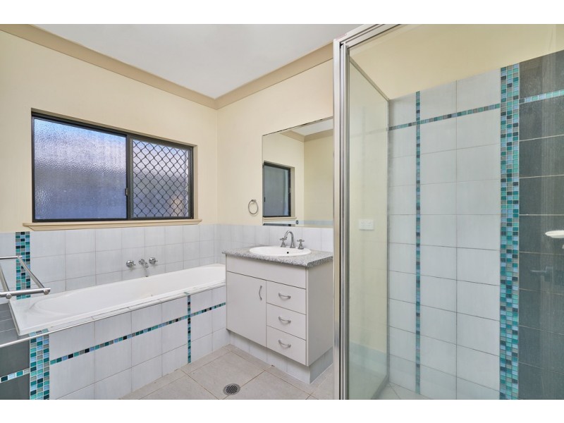 30 Cliffdale Street, Bentley Park QLD 4869