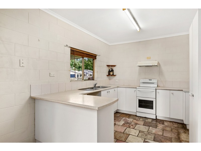 2 Frost Close, Edmonton QLD 4869