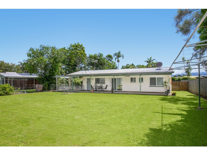 5 Sirius St, Bentley Park QLD 4869