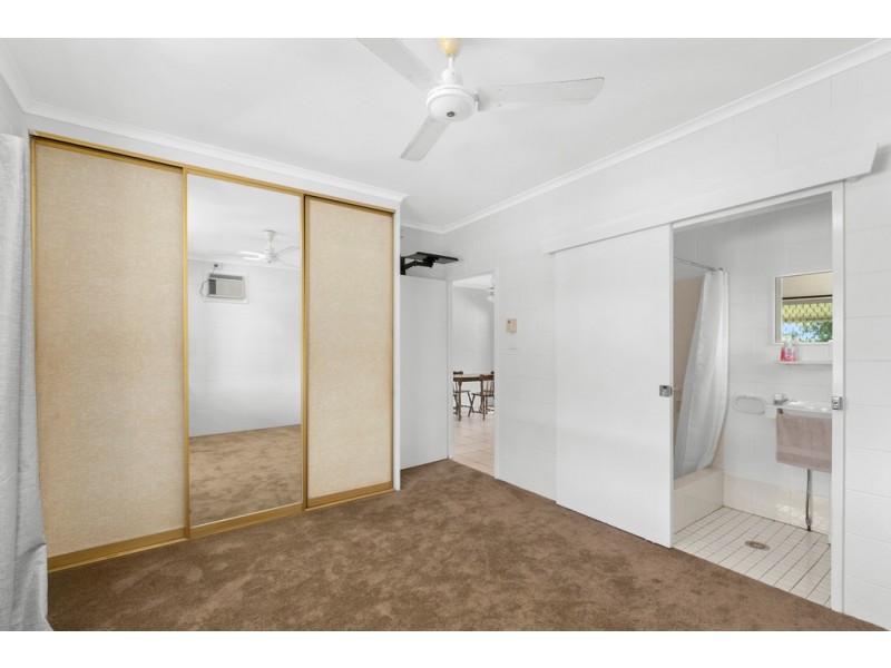 5 Sirius St, Bentley Park QLD 4869