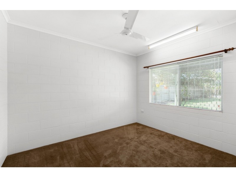 5 Sirius St, Bentley Park QLD 4869