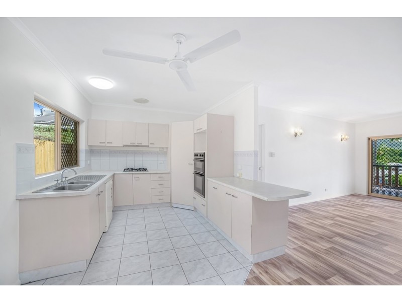 2 Guthrie Close, Bentley Park QLD 4869