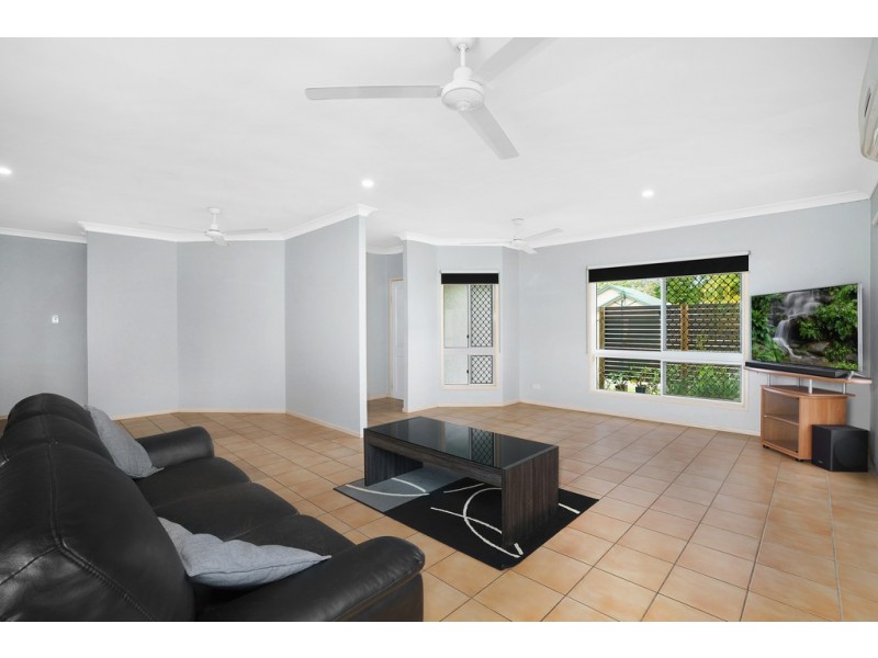 12 Osborn Cres, Edmonton QLD 4869