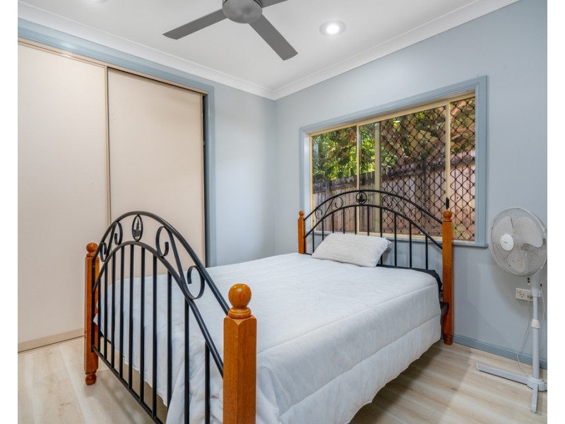 287 Robert Road, Bentley Park QLD 4869