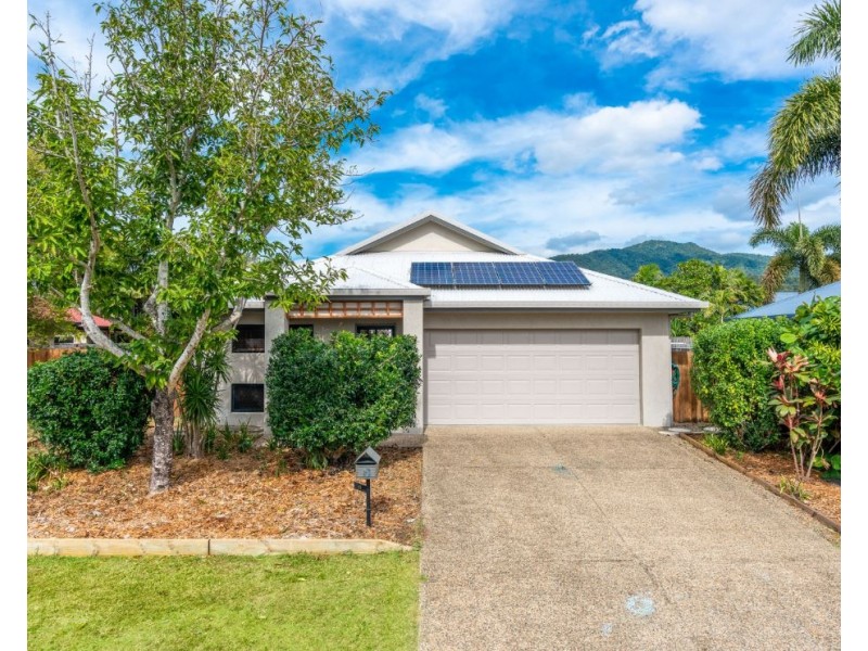 8 Hulbert Street, Trinity Park QLD 4879