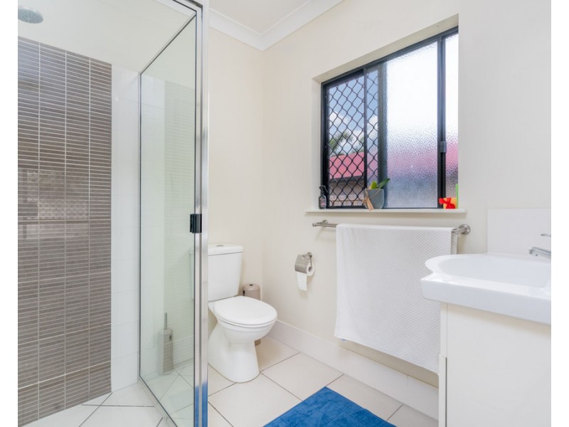 8 Hulbert Street, Trinity Park QLD 4879