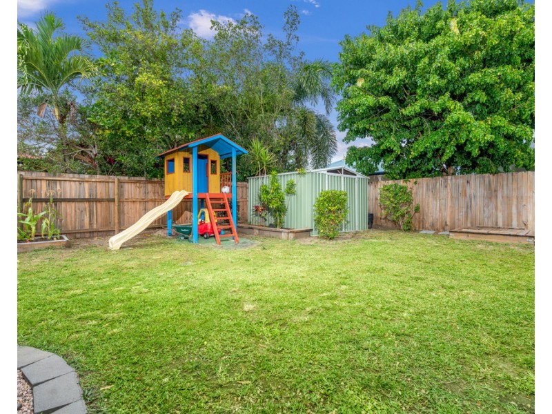 8 Hulbert Street, Trinity Park QLD 4879