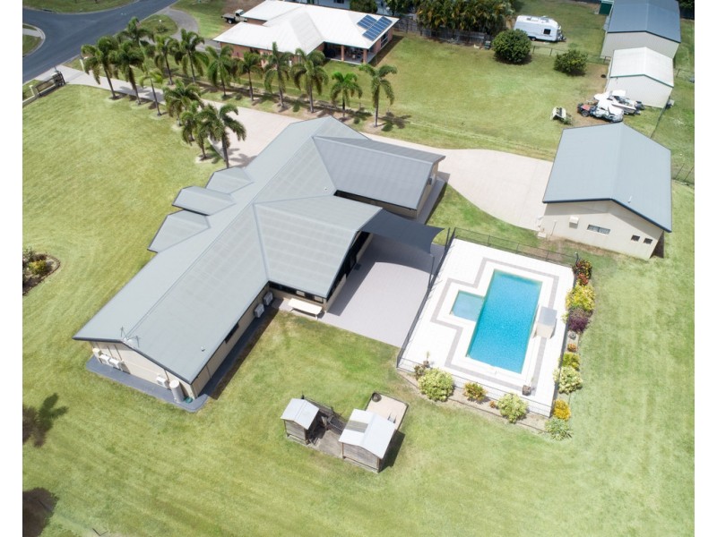 31-33 Carruthers Street, Edmonton QLD 4869