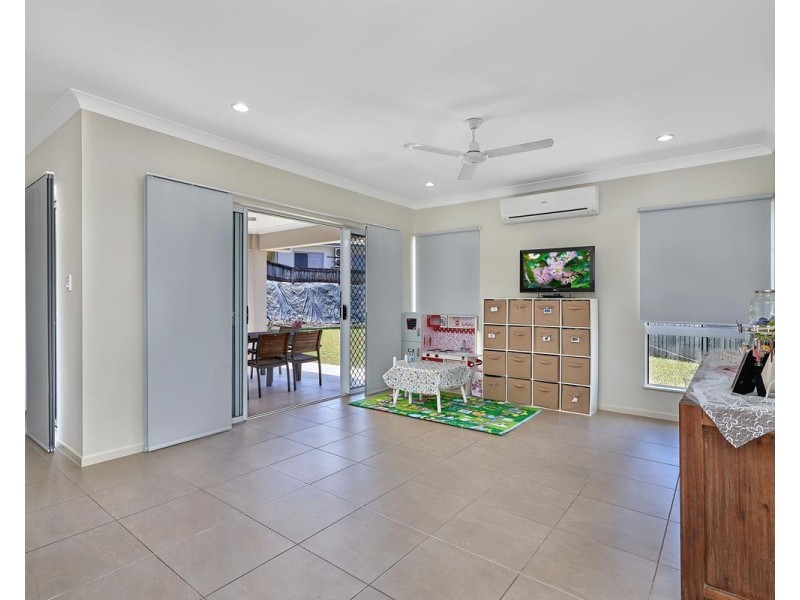 9 Cheyne Close, Bentley Park QLD 4869