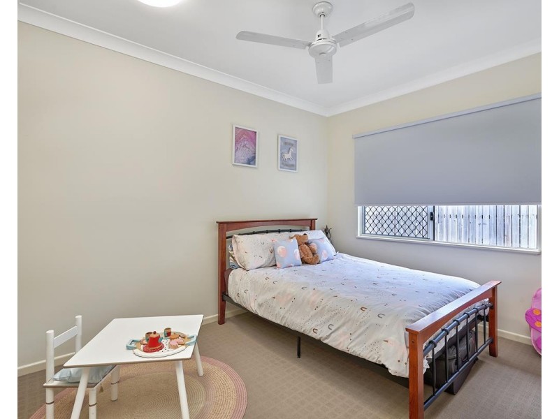 9 Cheyne Close, Bentley Park QLD 4869