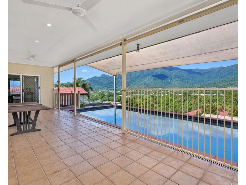 9 Jumna Close, Bentley Park QLD 4869
