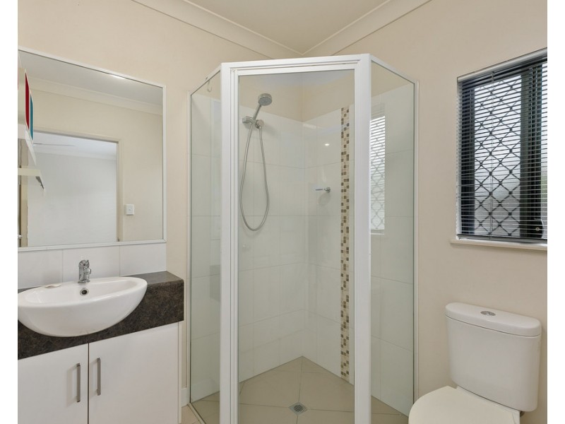 15/21-29 Giffin Road, White Rock QLD 4868