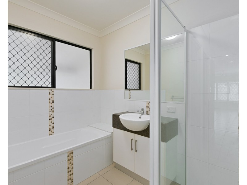 15/21-29 Giffin Road, White Rock QLD 4868