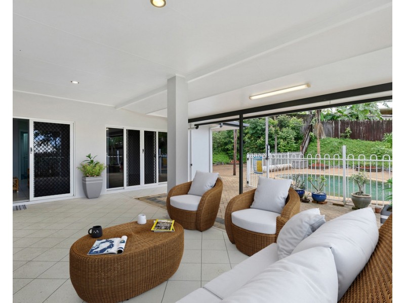 9 Ascendant Close, Bentley Park QLD 4869