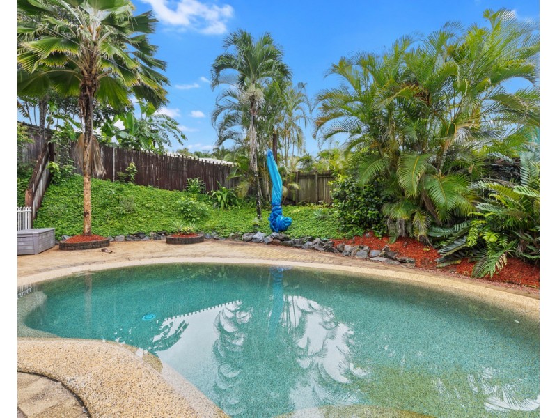 9 Ascendant Close, Bentley Park QLD 4869