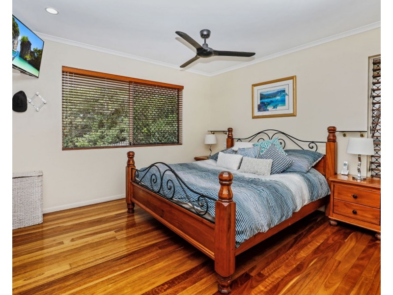 28 Guthrie Close, Bentley Park QLD 4869
