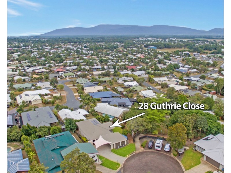 28 Guthrie Close, Bentley Park QLD 4869