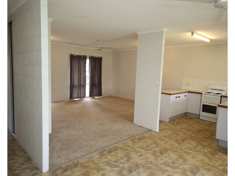 48 Resolution Drive, Bentley Park QLD 4869