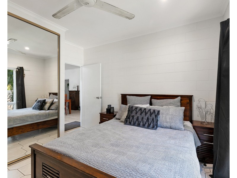 123 Robert Road, Bentley Park QLD 4869
