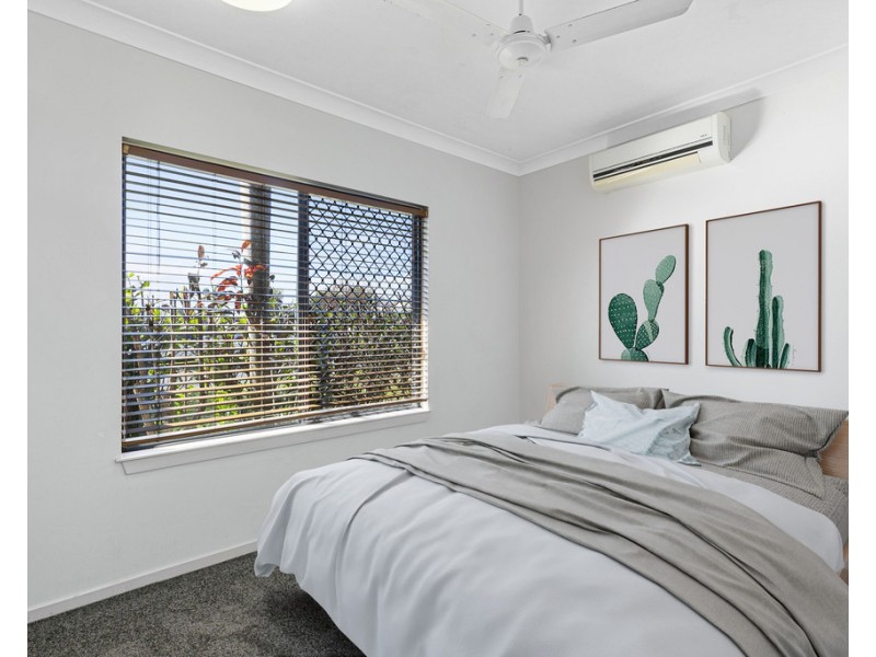 9 Cliffdale Street, Bentley Park QLD 4869