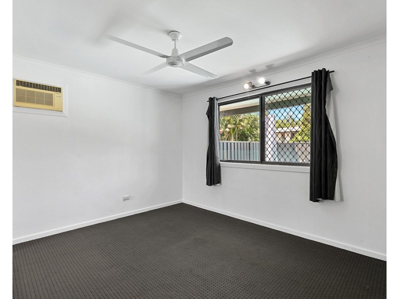 13 Yangoora Street, White Rock QLD 4868