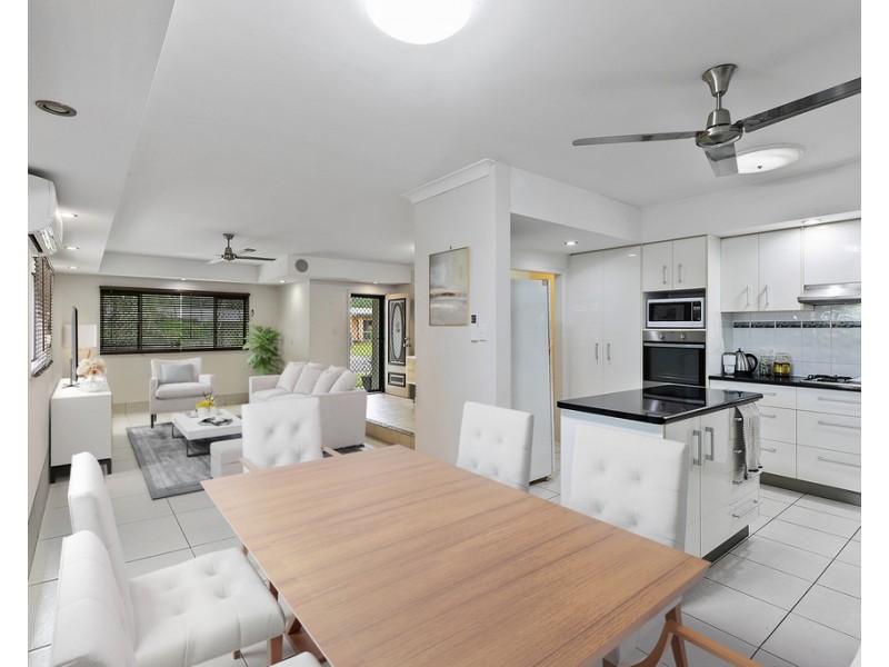 6 Banool Close, White Rock QLD 4868