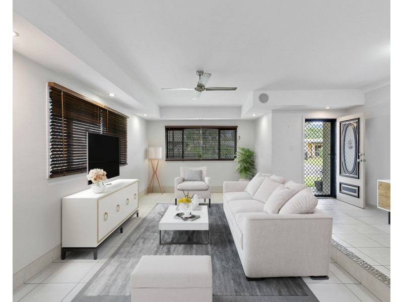 6 Banool Close, White Rock QLD 4868