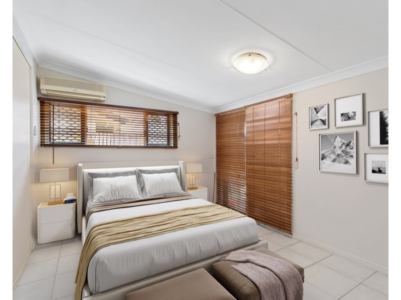 6 Banool Close, White Rock QLD 4868