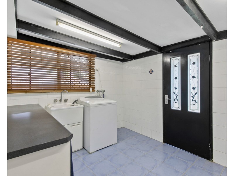 6 Banool Close, White Rock QLD 4868