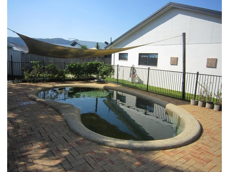 33 Farmer St, Edmonton QLD 4869