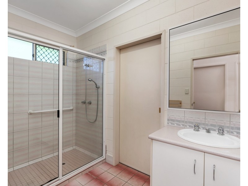 45 Boyce St, Bentley Park QLD 4869