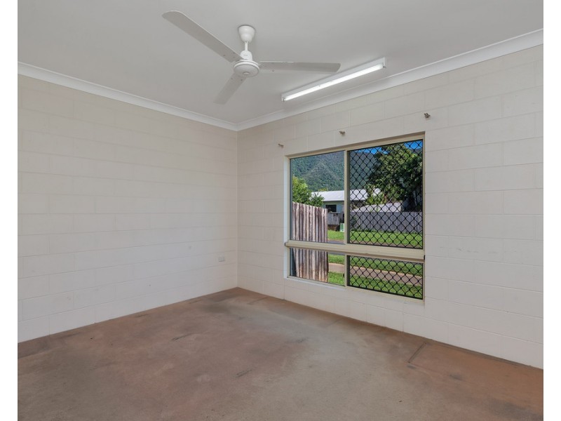 45 Boyce St, Bentley Park QLD 4869