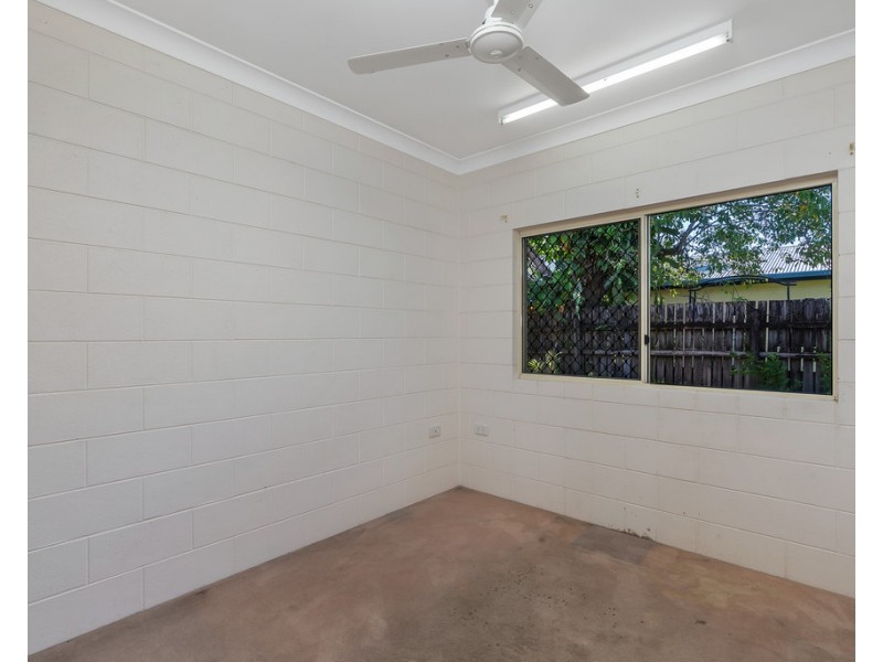 45 Boyce St, Bentley Park QLD 4869