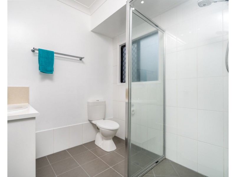 73 Walker Road, Bentley Park QLD 4869