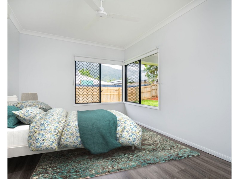 73 Walker Road, Bentley Park QLD 4869