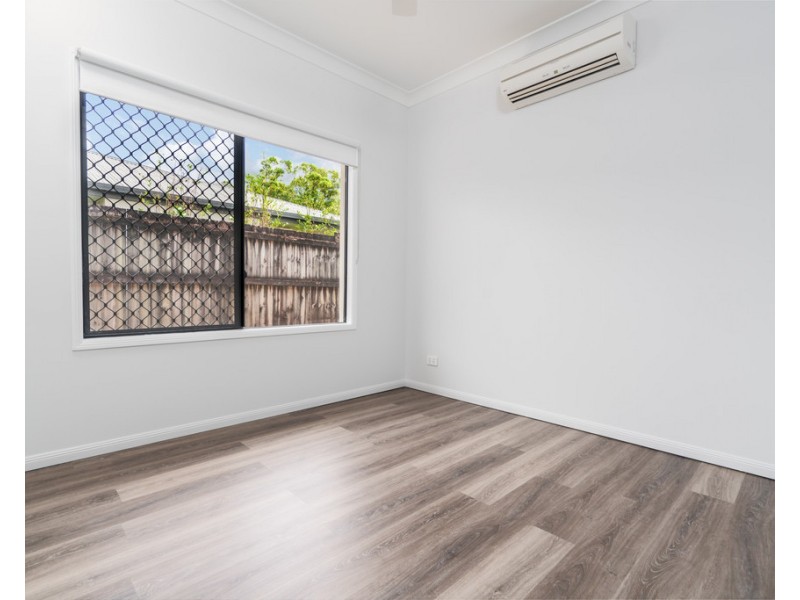 73 Walker Road, Bentley Park QLD 4869