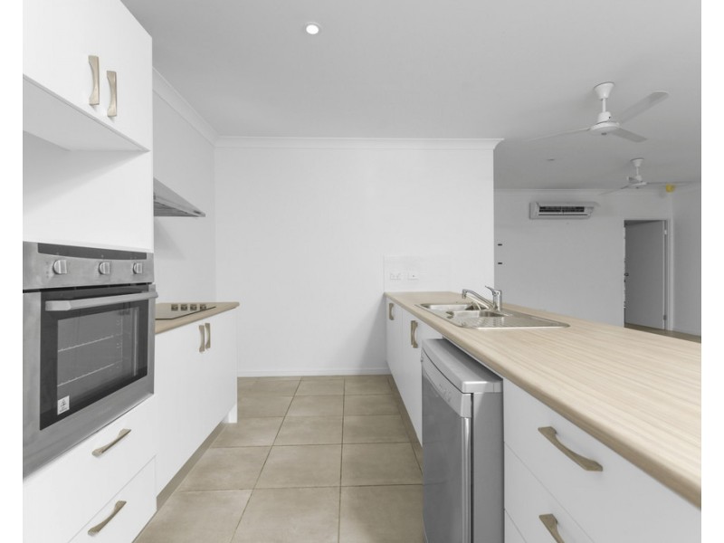 1 Tyenna Close, Bentley Park QLD 4869