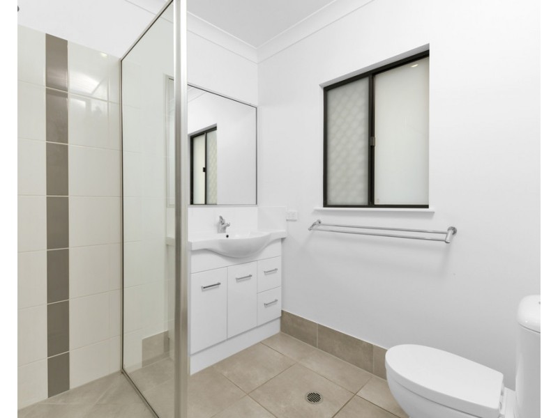 1 Tyenna Close, Bentley Park QLD 4869