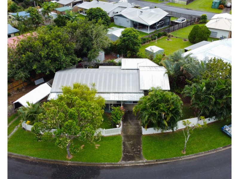 6 Venus Battery Close, Edmonton QLD 4869