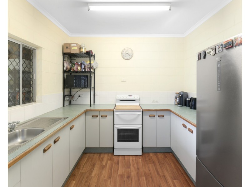 6 Venus Battery Close, Edmonton QLD 4869