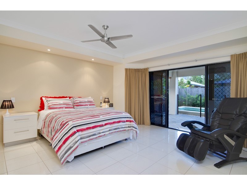 10 Charnley Avenue, Bentley Park QLD 4869