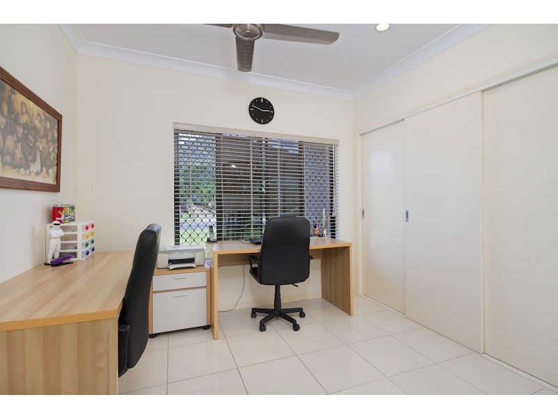 10 Charnley Avenue, Bentley Park QLD 4869