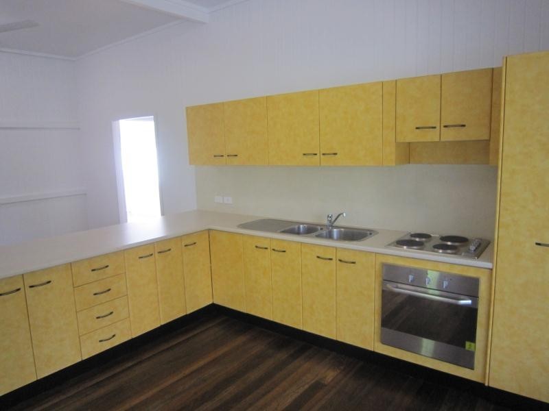 1 Pittsburg Street, White Rock QLD 4868