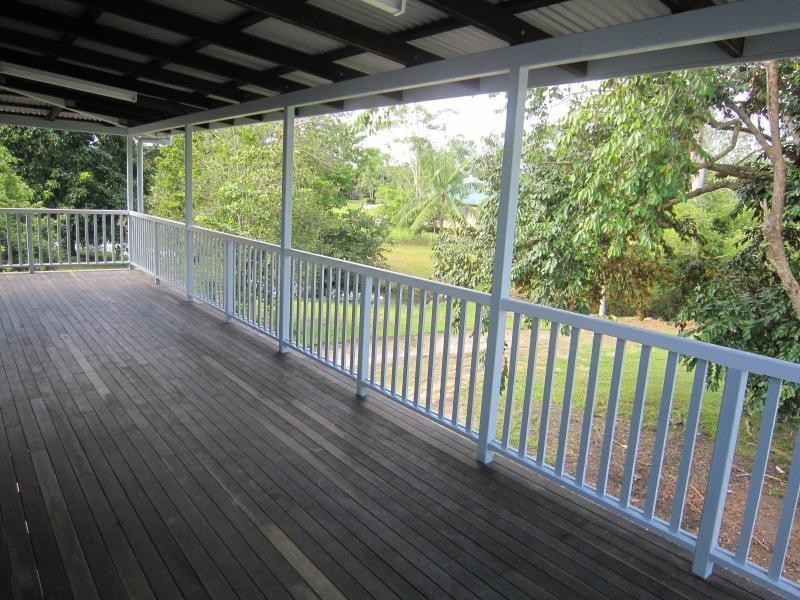 1 Pittsburg Street, White Rock QLD 4868