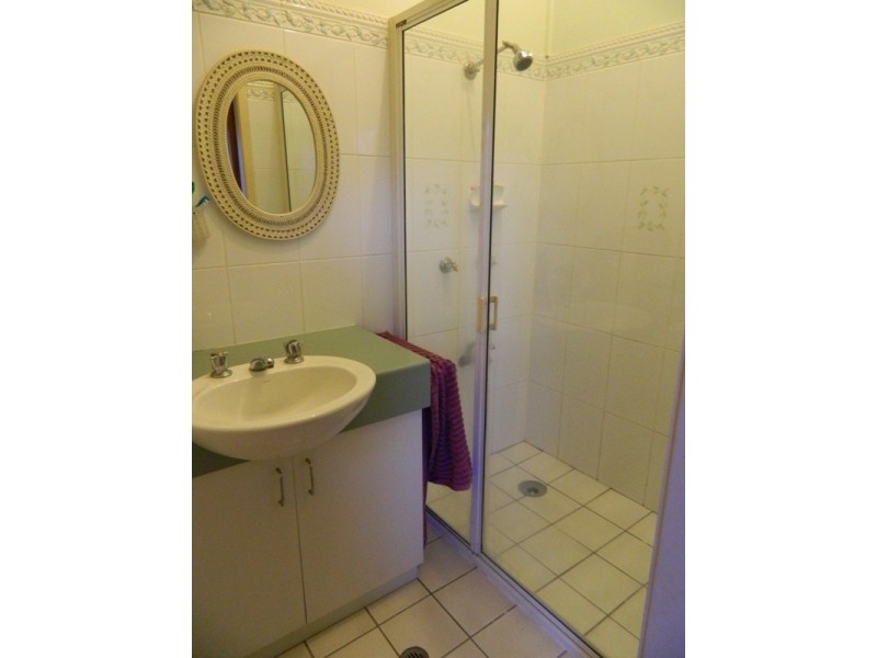 16 Beatrice Street, Mooroobool QLD 4870