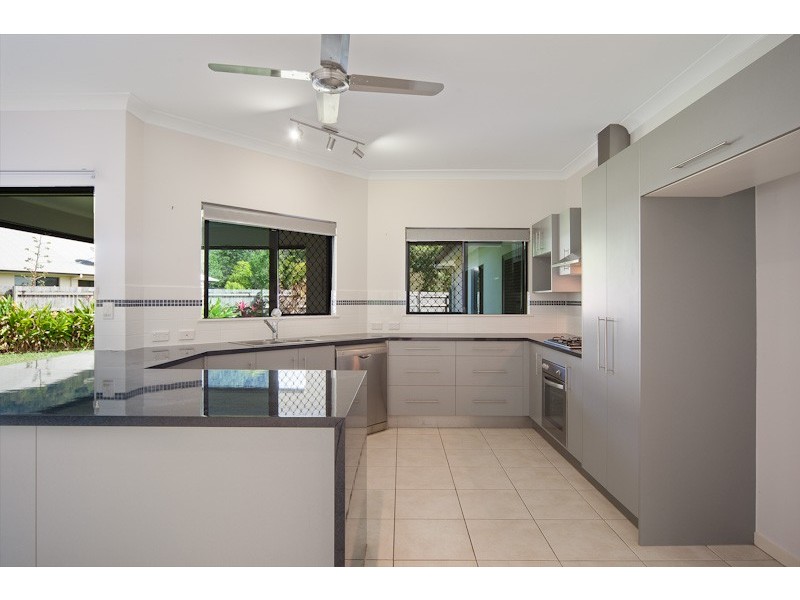 Bentley Park QLD 4869